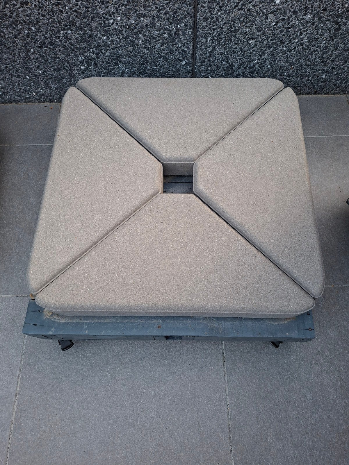 Poid de parasol ikea HJÄLTÖN, Ophalen