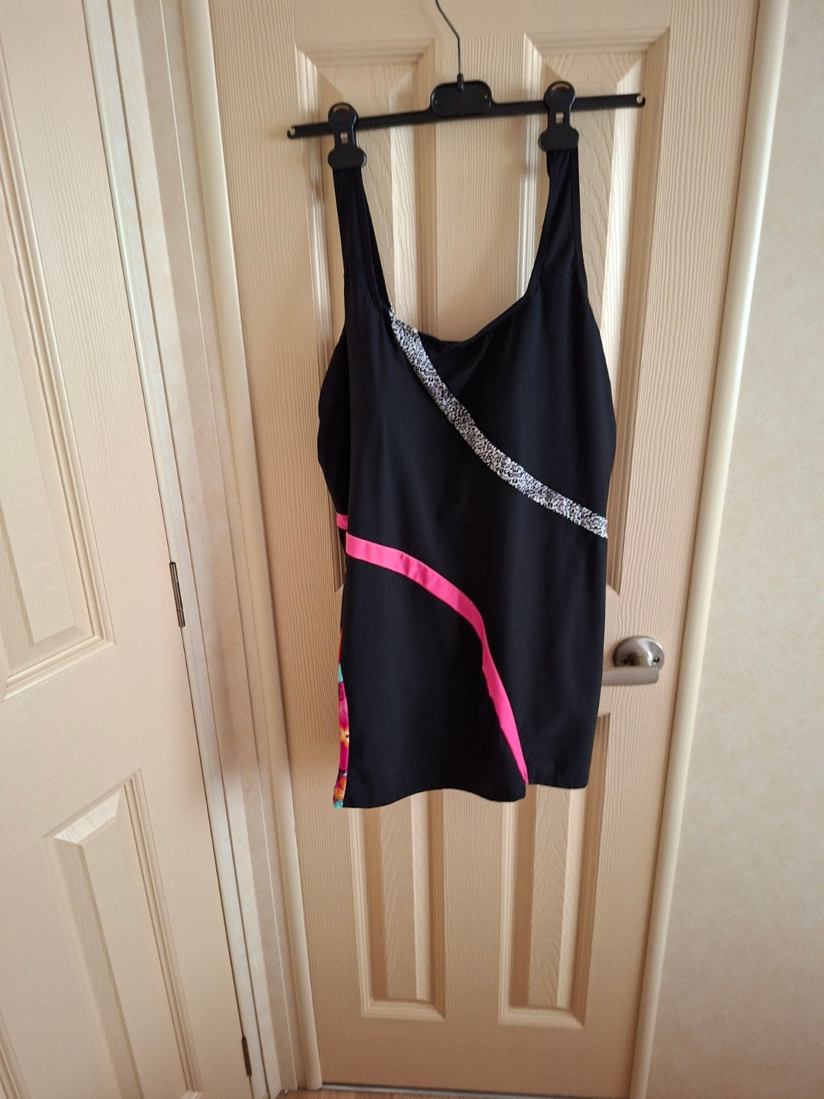 zeer mooi badpak maat 46, Vêtements | Femmes, Vêtements de Bain & Maillots de Bain, Klingel, Enlèvement ou Envoi, Neuf, Maillot de bain