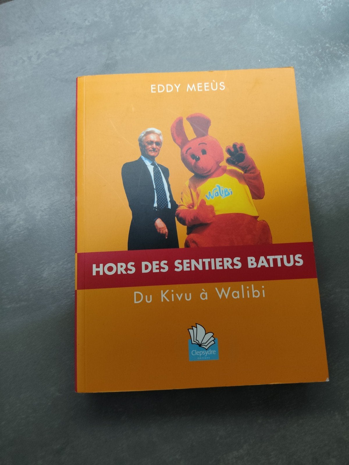 Eddy Meeùs boek — Buiten de gebaande paden: Van Kivu tot Wal