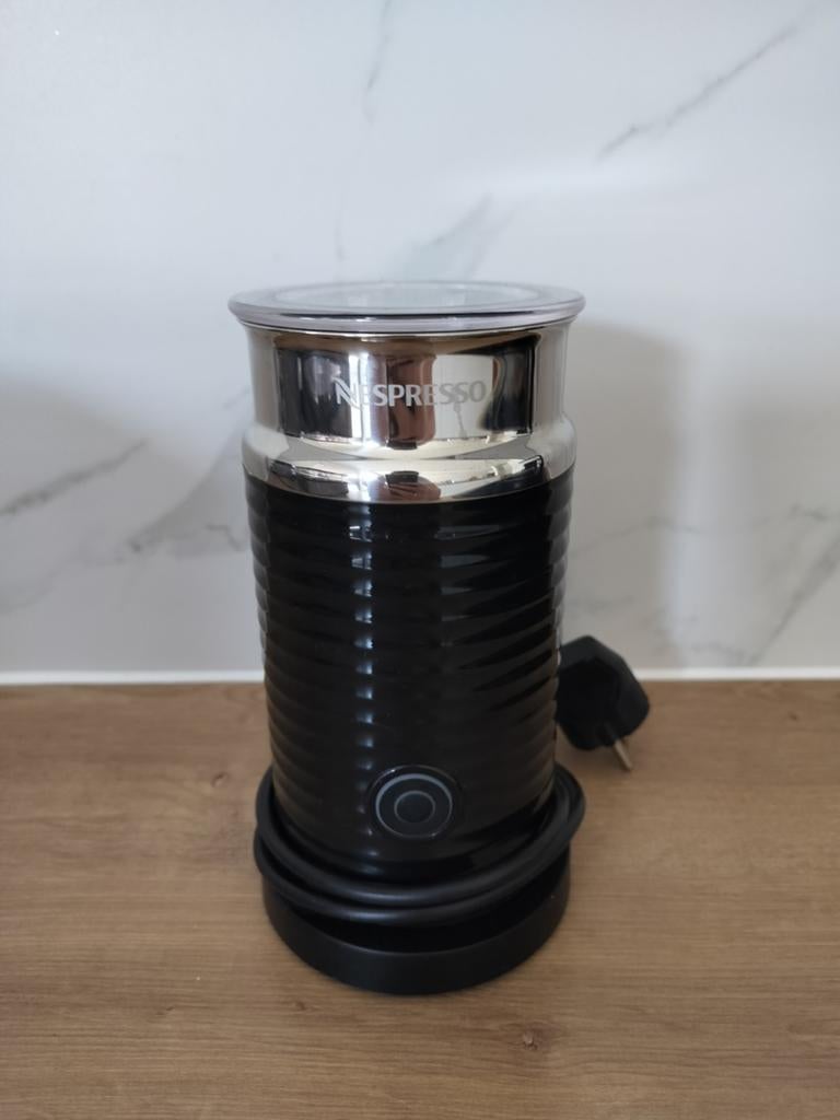 Melkopschuimer nespresso aeroccino 3, Ophalen of Verzenden, Gebruikt, Elektrische melkopschuimer