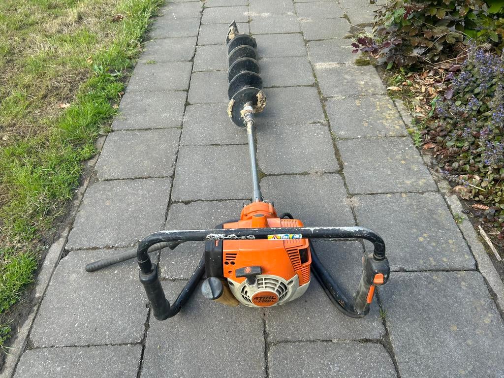 Stihl BT 120 C grondboor met 150mm boor en verlenging, Ophalen, Zo goed als nieuw