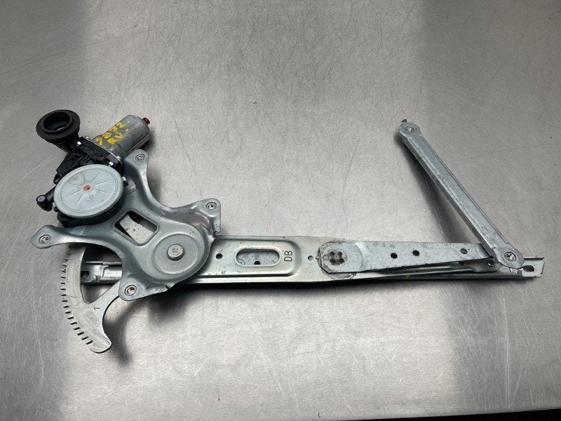 RAAMMECHANIEK RECHTS VOOR Toyota RAV4 (A4) (|8571035180|), Gebruikt, Toyota