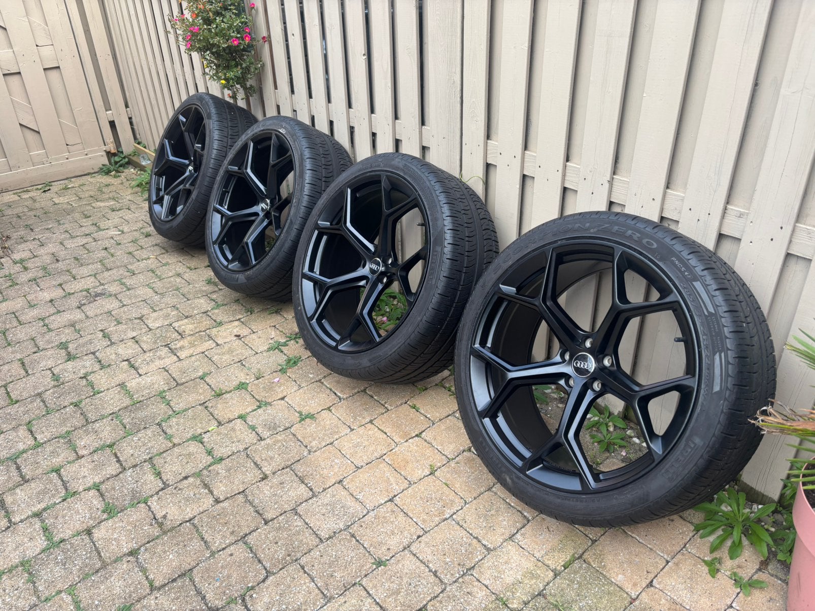Jantes 22 pouces Pirelli 285/35/22 Audi Q7 SQ7 E Tron 50 Q8, Enlèvement, Pneu(s)