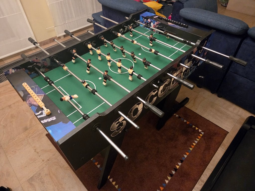 Voetbaltafel, Ophalen, Zo goed als nieuw