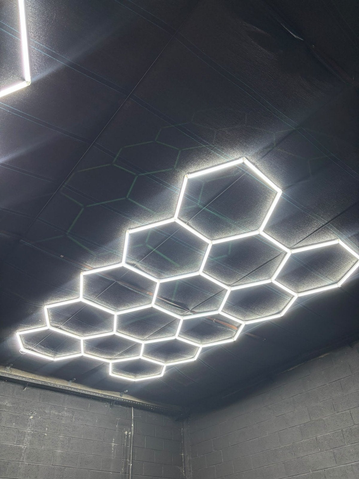 À VENDRE – ÉCLAIRAGES LED HEXAGONAUX, Bricolage & Construction, Enlèvement, Comme neuf