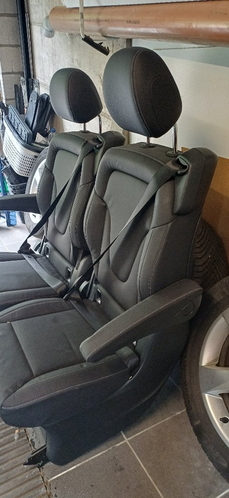 Sièges auto w447, Enlèvement