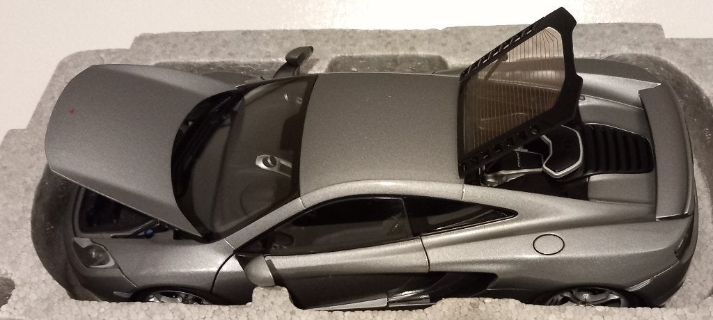 1/18 Mclaren MP4-12C silver metallic 2011 AUtoart, Ophalen of Verzenden, Nieuw, Auto, Autoart
