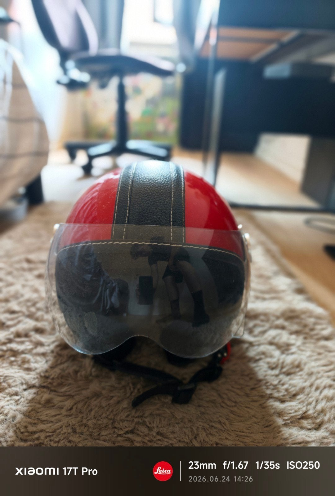 Bromfiets Helm 55 cm - 56 cm, Ophalen, Zo goed als nieuw, Small