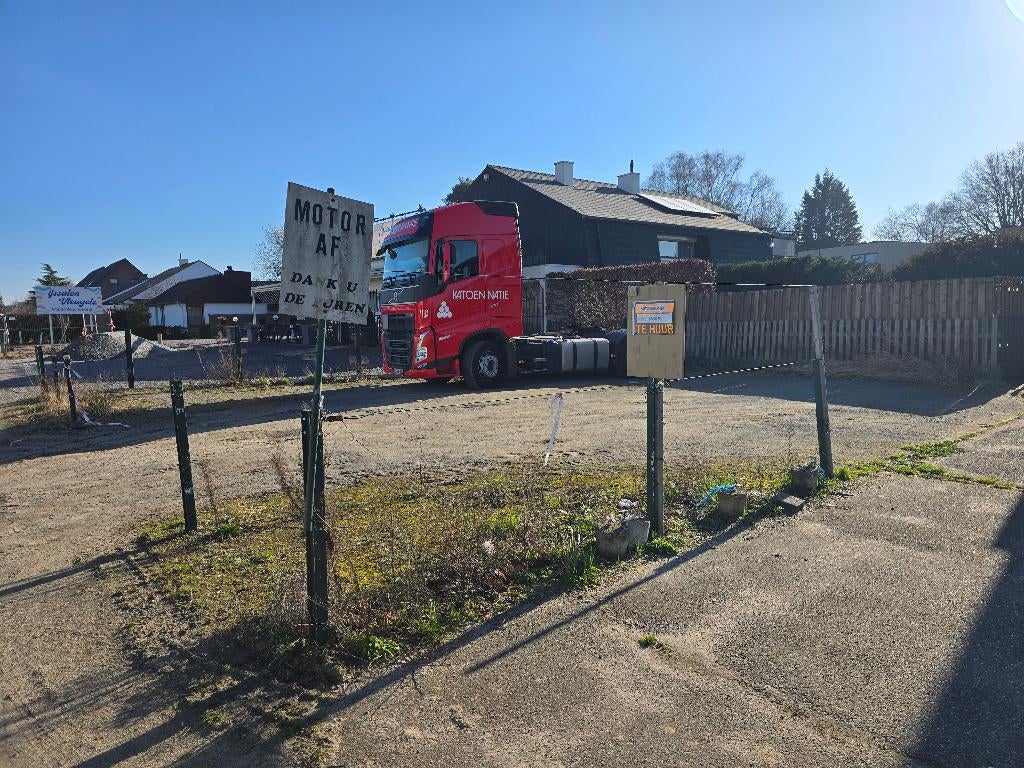 Autoverkoopplaats te huur voor handelaars, Immo, Gronden en Bouwgronden, tot 200 m²