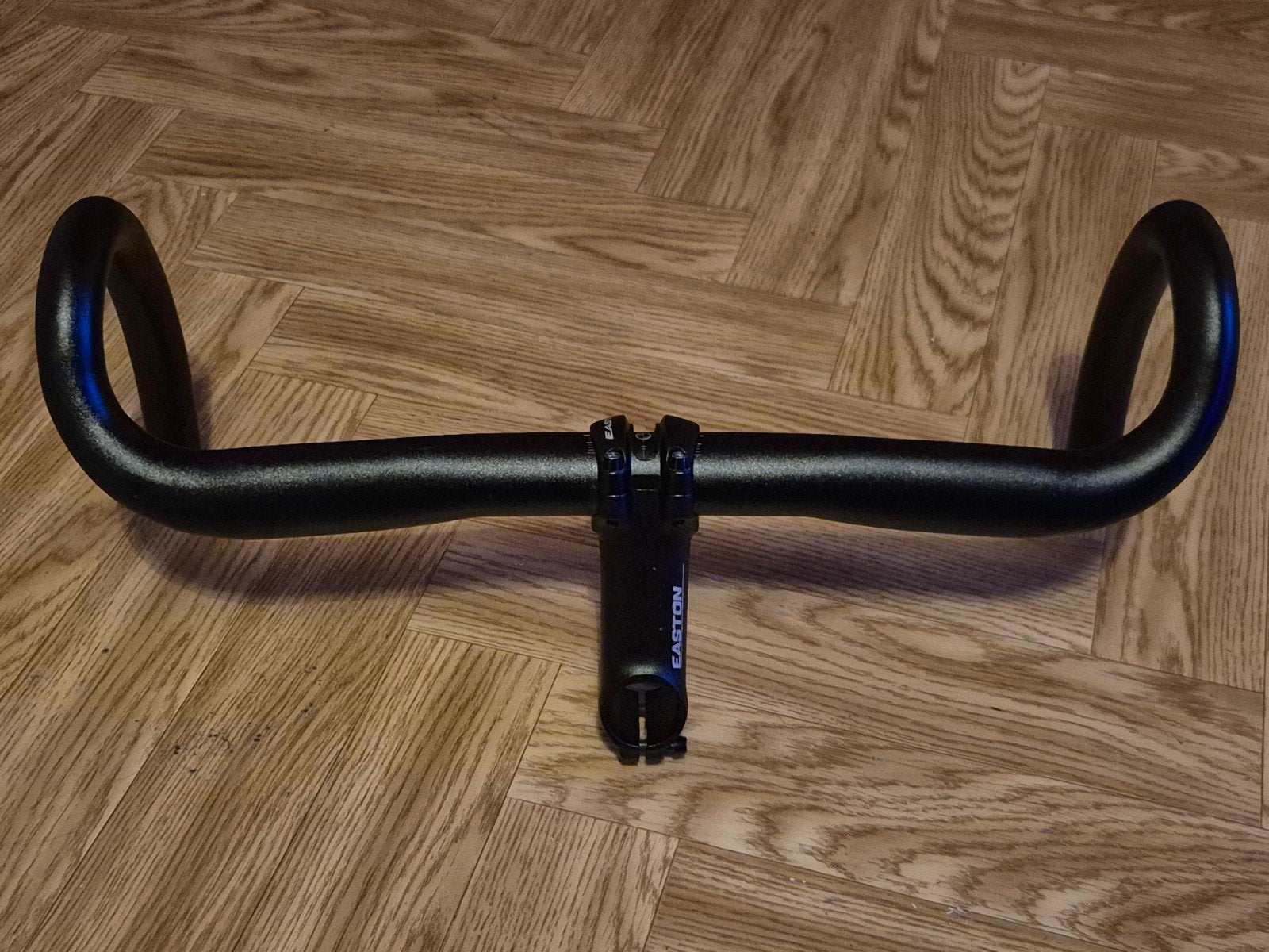 Cintre B-Twin Ergo 31,8 + Potence Easton EA50 (90 mm), Enlèvement ou Envoi