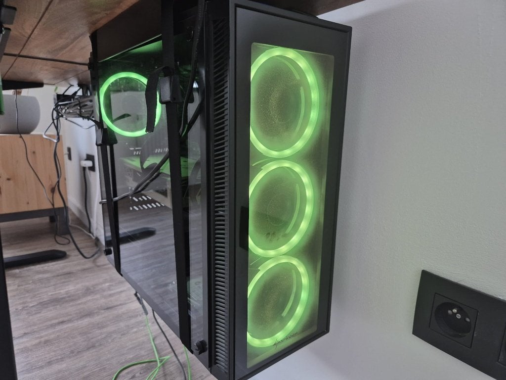 Mid spec gaming PC, Ophalen, 32 GB, AMD Ryzen 5, Zo goed als nieuw