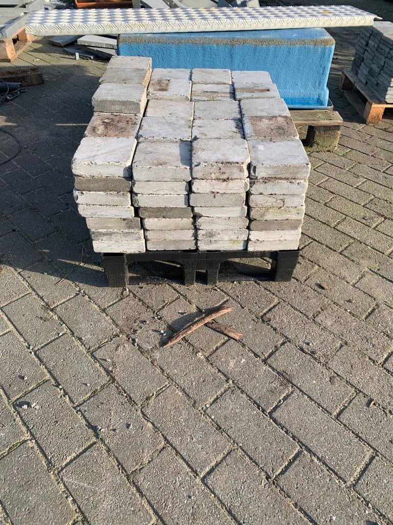 Lot blauwe hardsteen klinkers, Enlèvement, Comme neuf, Briques