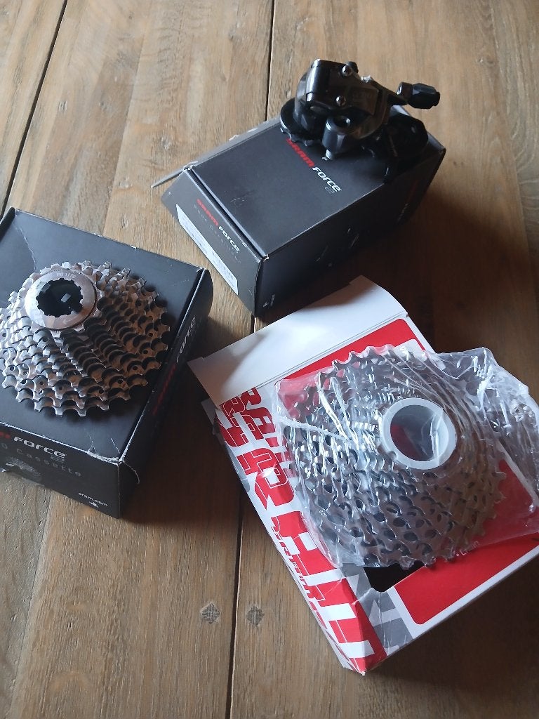 Fietscassettes SRAM Force + achterderailleur SRAM Force, Enlèvement ou Envoi, Neuf, Racefiets