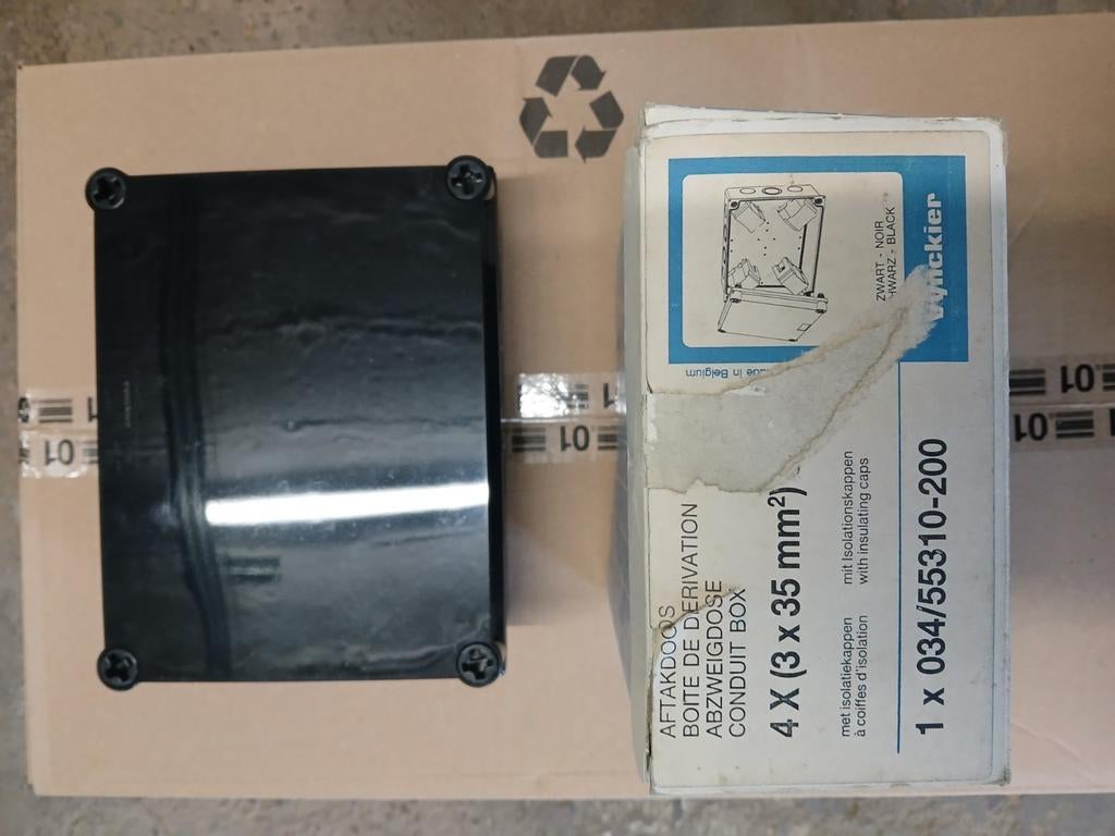 Boite de dérivation  20€