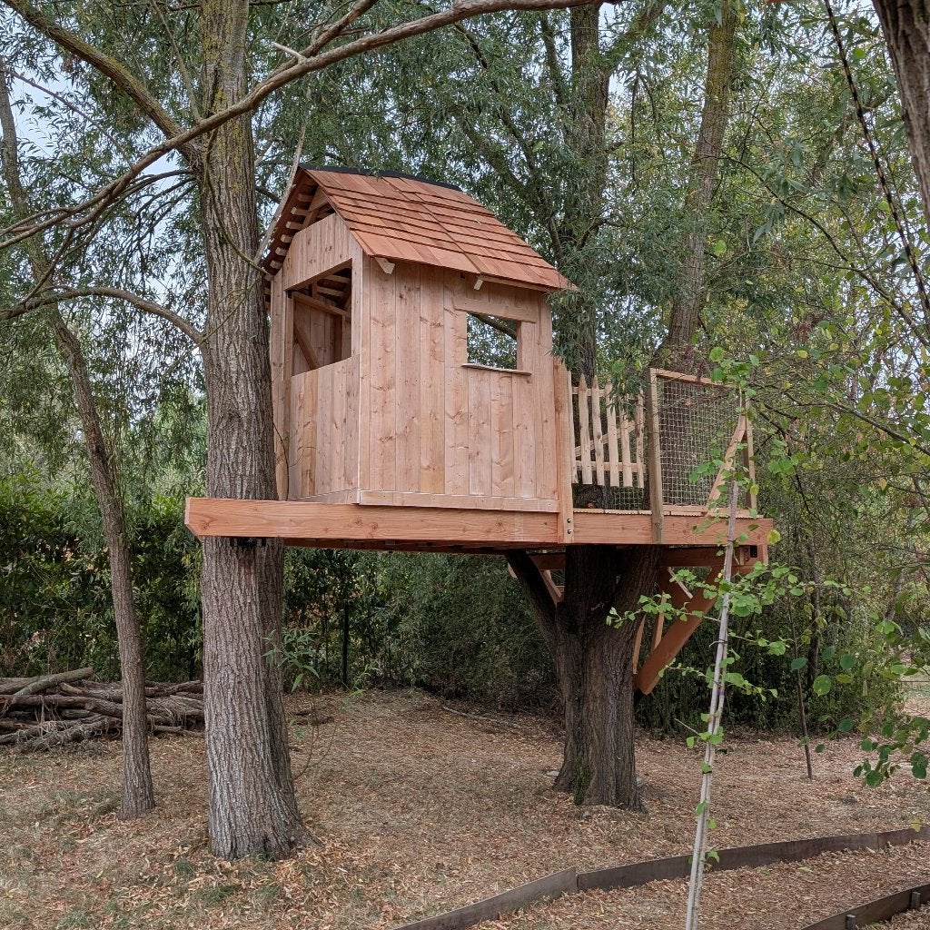 Boomhut met terras, Ophalen, Nieuw, Hout