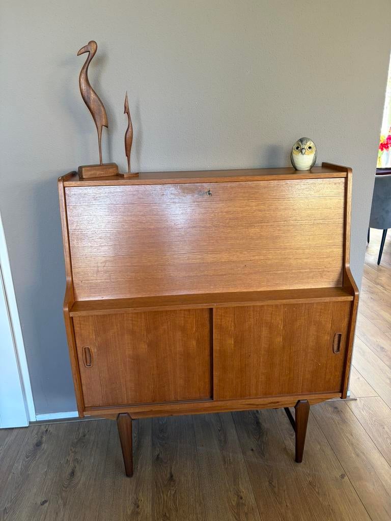 Vintage teak highboard secretaire bureau jaren 60, Huis en Inrichting, Ophalen, Zo goed als nieuw