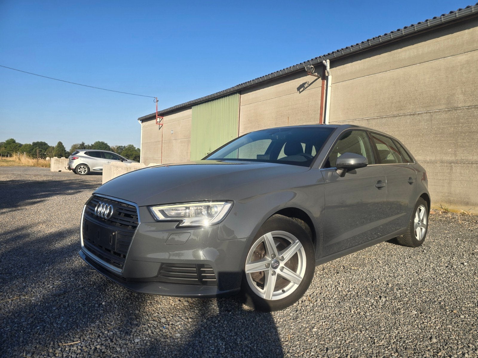 Audi A3 1.6 TDI sportback, Autos, Cuir, Argent ou Gris, Entreprise, Boîte manuelle