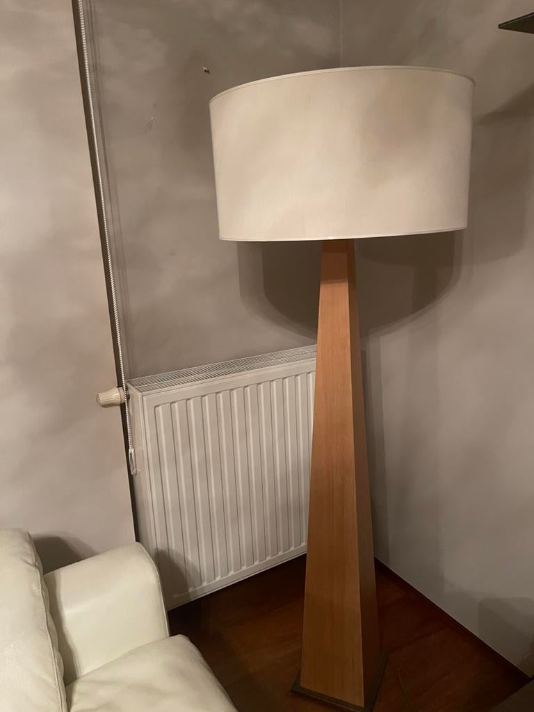 Lampadaire salon natuzzi, Enlèvement, Comme neuf