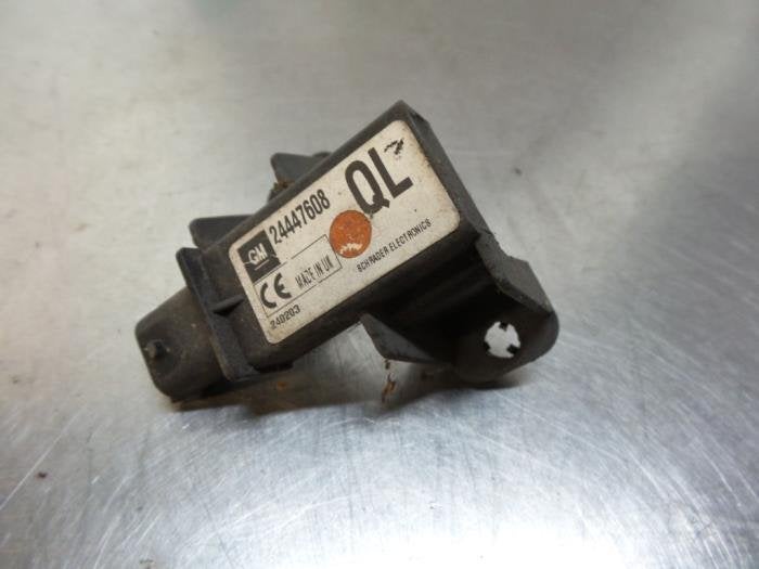 Bandenspanningsensor van een Opel Vectra (Vectra C 02-), Gebruikt, -, -, Opel