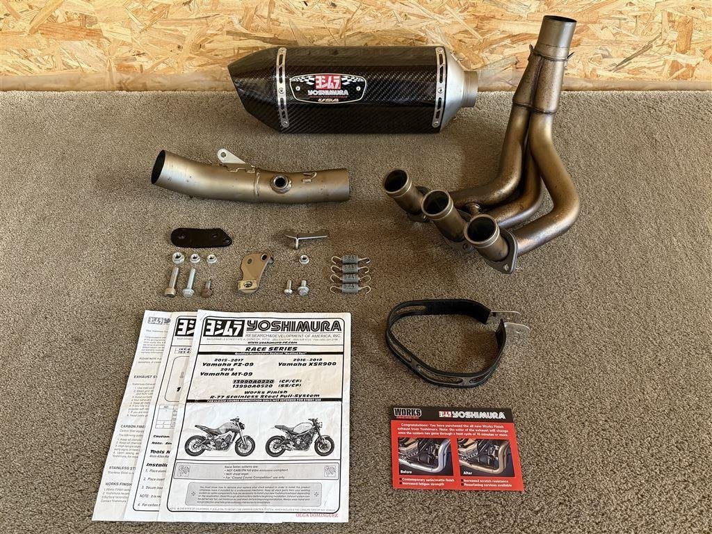 Yoshimura R-77 uitlaatsysteem uitlaat MT-09 MT09 XSR900, Motoren, Verzenden, Gebruikt