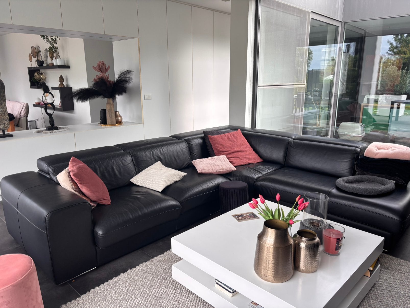 Zwarte ledere hoeksalon + salontafel, Huis en Inrichting, Ophalen, Gebruikt, Leer