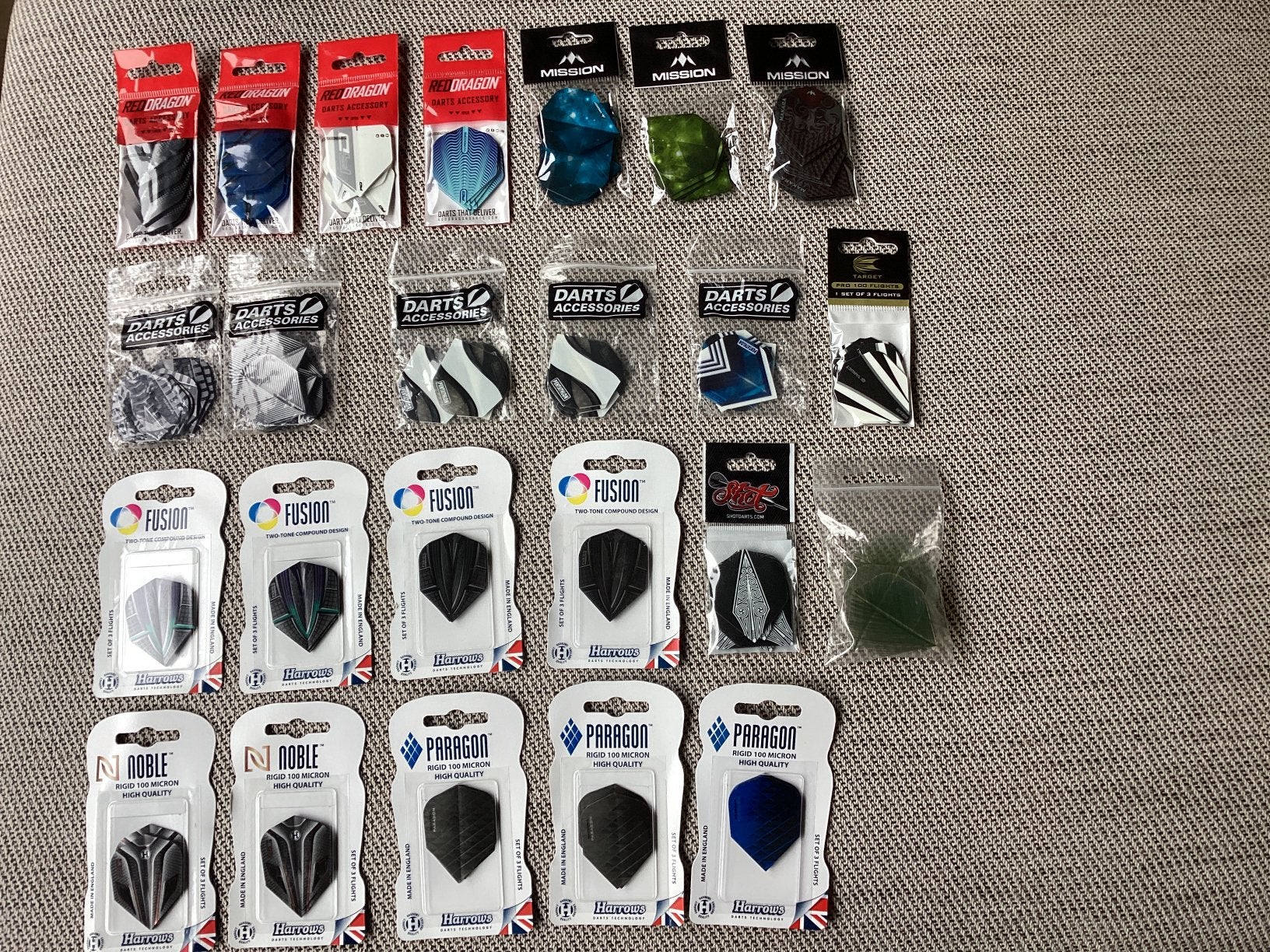 Flights + shafts assortiment, Sport en Fitness, Ophalen, Nieuw, Flights