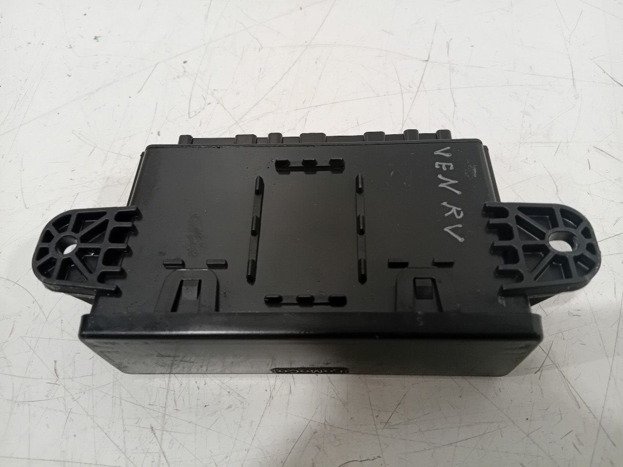 Computer centrale vergrendeling Ford Kuga, Onderdelen@venauto.nl, Van der Ven Autorecycling B.V., Gebruikt, Ettenseweg 76, 4706 PB Roosendaal, The Netherlands