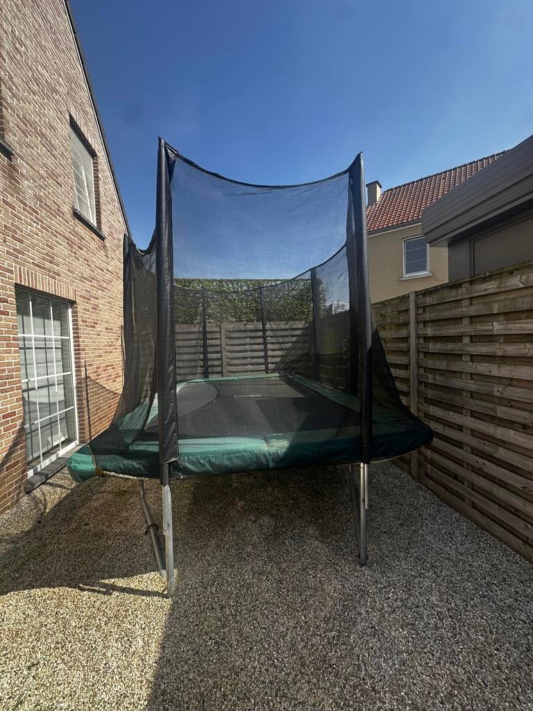 Salta trampoline, Enlèvement, Utilisé