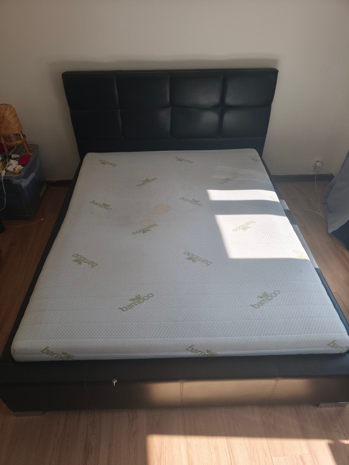 lit avec matelas, Enlèvement ou Envoi
