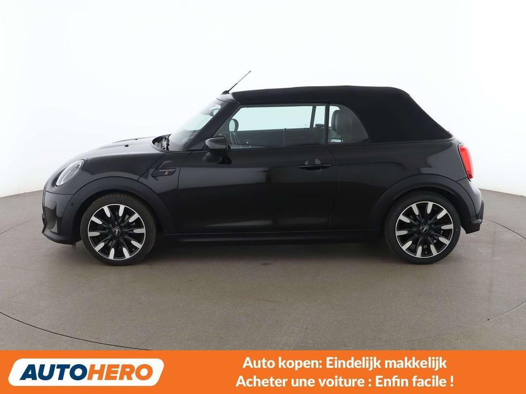 MINI Cooper S Cabrio Cooper S Classic Trim (automatique), Euro 6, Cabriolet, 131 kW, 2 portes
