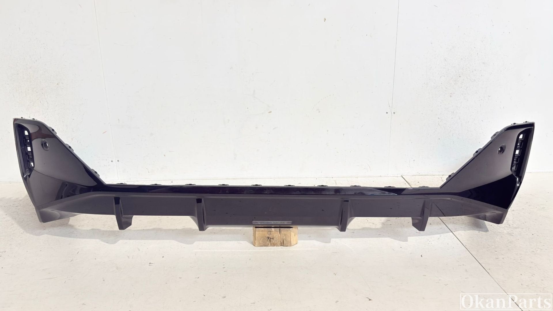 BMw 5-serie G60 G61 M Sport Pakket diffuser 51128084866, Info@fabrikant.eu, Fabrikantstraat 1
1000 AA  Amsterdam, NL, Achter, Bumper