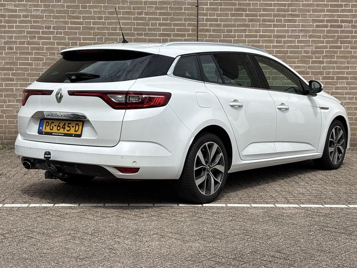 Renault Megane Estate 1.2 TCe Bose | Leder | Climate | Cruis, Autos, Renault, Achat, Entreprise, Boîte manuelle, Noir