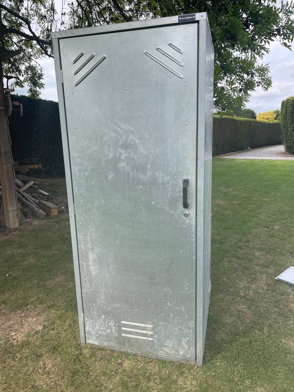 Armoire à selles, Enlèvement, Utilisé