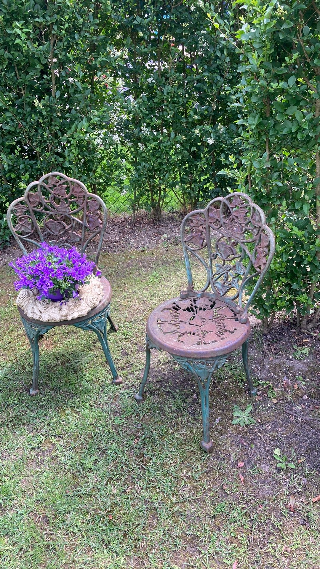 2 chaises en fonte, Enlèvement, Utilisé