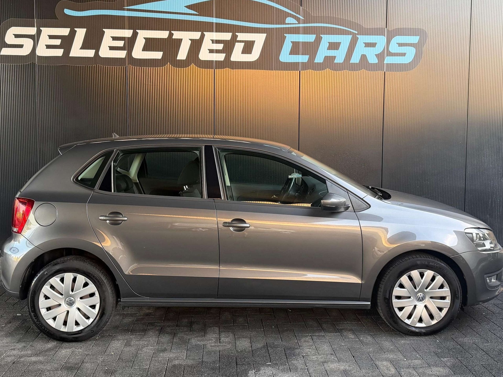 Volkswagen Polo 1.2i Highline, Auto's, Volkswagen, Euro 5, Gebruikt, Zwart, 1198 cc