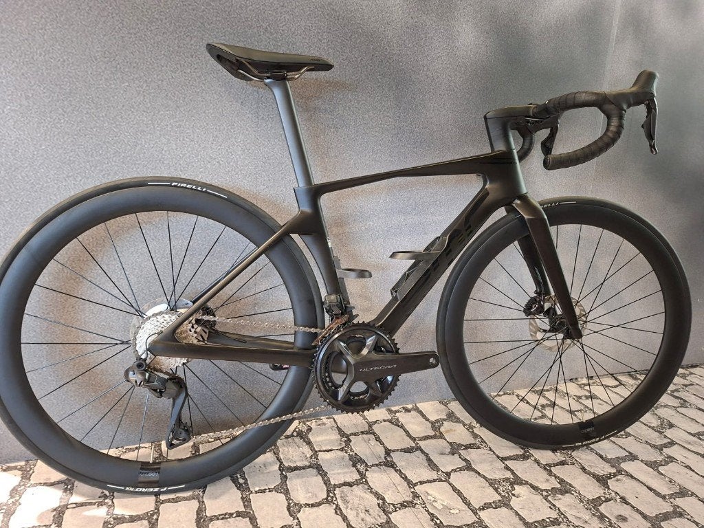 BMC TEAMMACHINE R 01 FOUR CARBON BLACK 56 ULT DI2 (2024), Enlèvement, Neuf, Carbone