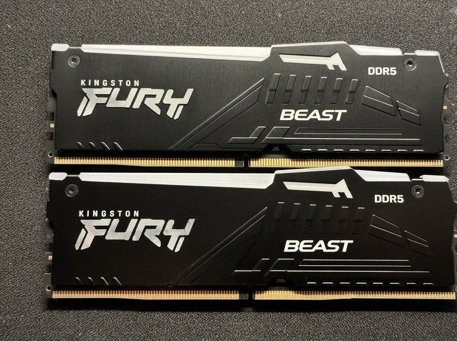 DDR5 64GB (2x32GB) RAM-kit Kingston FURY Beast Schwarz, Computers en Software, RAM geheugen, 32 GB, Ophalen of Verzenden, Zo goed als nieuw