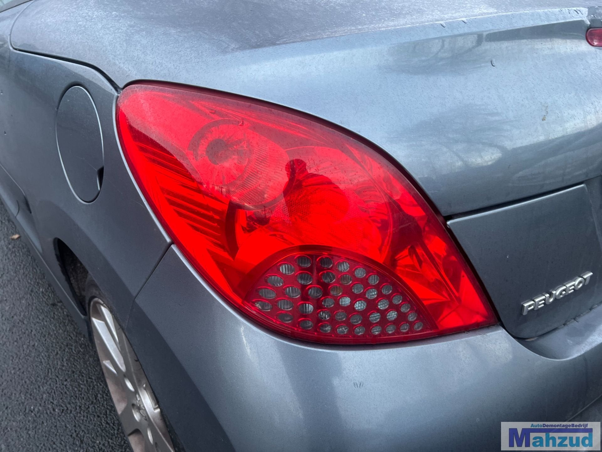 PEUGEOT 207CC cabrio links achterlicht 2007-2012, Taurusavenue 1
2132 LS  Hoofddorp, NL, Gebruikt, Contact.group@renault.com, Stellantis N.V.
