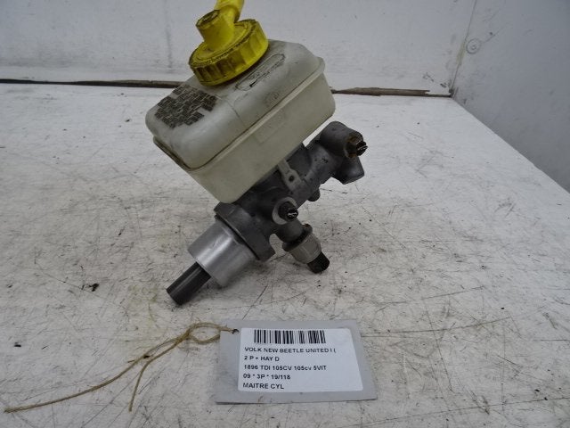 MAITRE CYLINDRE DE FREIN Volkswagen New Beetle (9C1 / 9G1), Volkswagen, Volkswagen AG, Utilisé, Kundenbetreuung@volkswagen.de