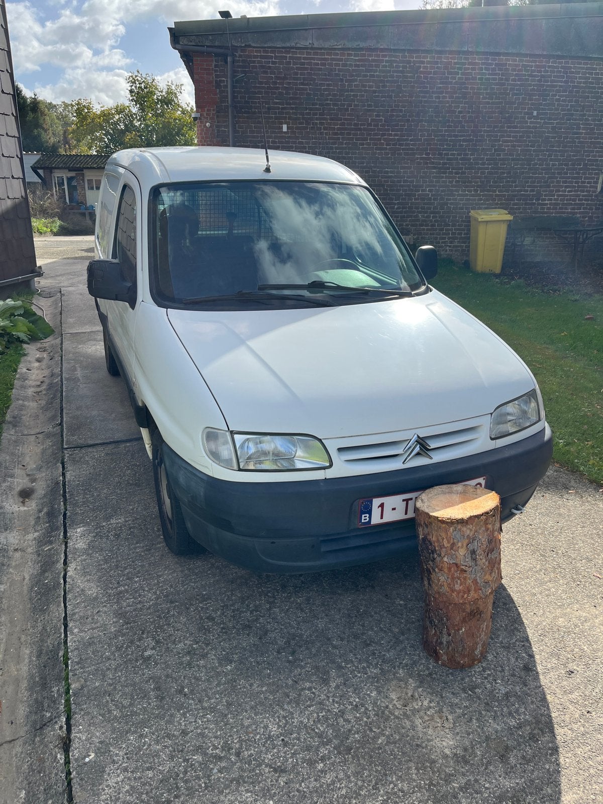 Citroen berlingo 1.9 2001 lichte vracht 182k km, Auto's, Voorwielaandrijving, Citroën, Wit, 5 deurs