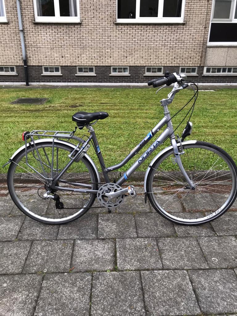 Damesfiets Norta 28inch Zo goed als nieuw, Fietsen en Brommers, Velgrem, Versnellingen, Zo goed als nieuw, Ophalen