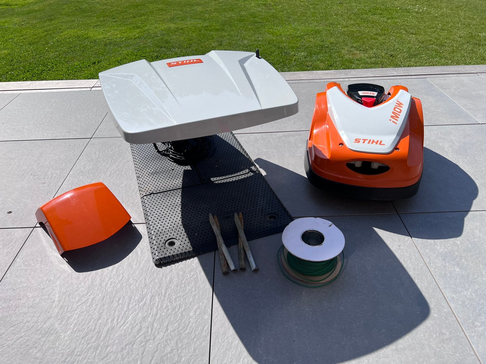 Robot tondeuse STHIL IMOW RMI422.2, Enlèvement, Utilisé, 20 à 25 cm, Avec capteur de pluie