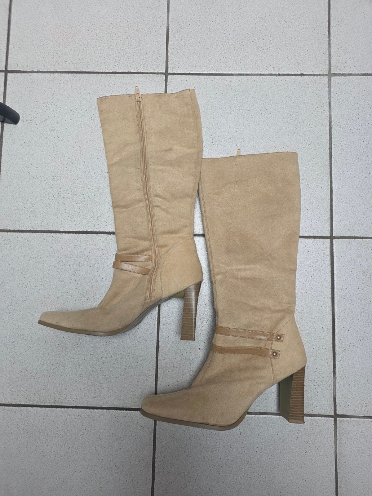 beige vintage laarzen 39, Hoge laarzen, Beige, Ophalen of Verzenden, Zo goed als nieuw