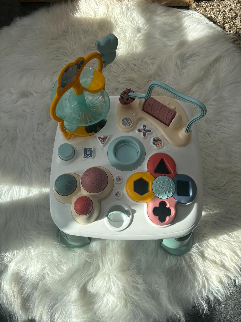 Table d’eveil Smoby, Enfants & Bébés, Jouets | Jouets de bébé, Enlèvement, Comme neuf, Autres types