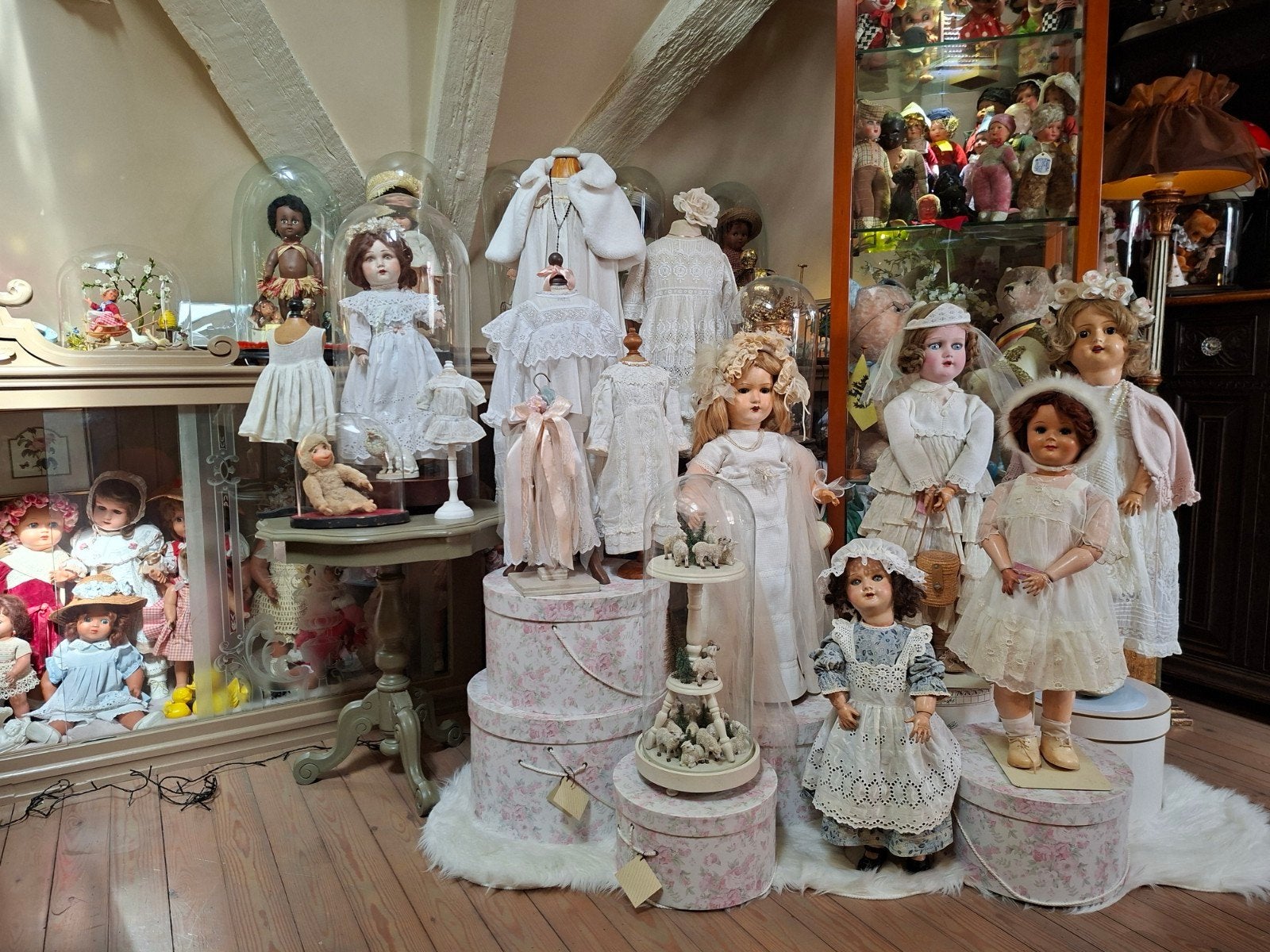 Poppen antieke Belgische Unica. Chantrain.Evf.Whatelet enz, Verzamelen, Poppen, Ophalen