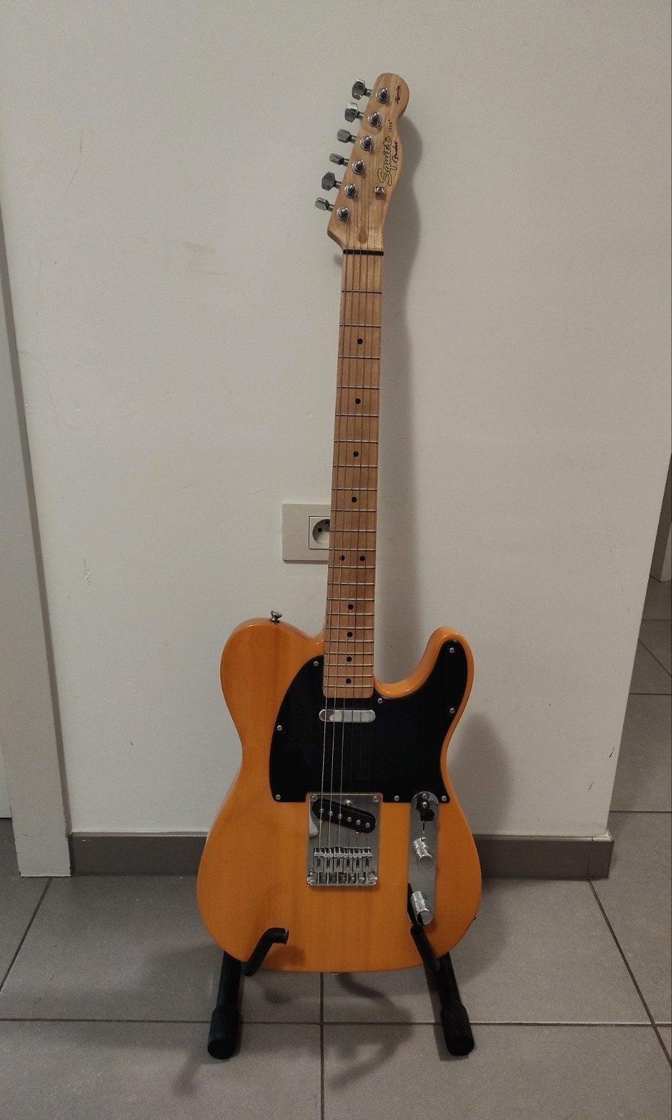 Squier Affinity "Tele" Telecaster (Toploader brug), Muziek en Instrumenten, Ophalen, Zo goed als nieuw, Solid body, Fender