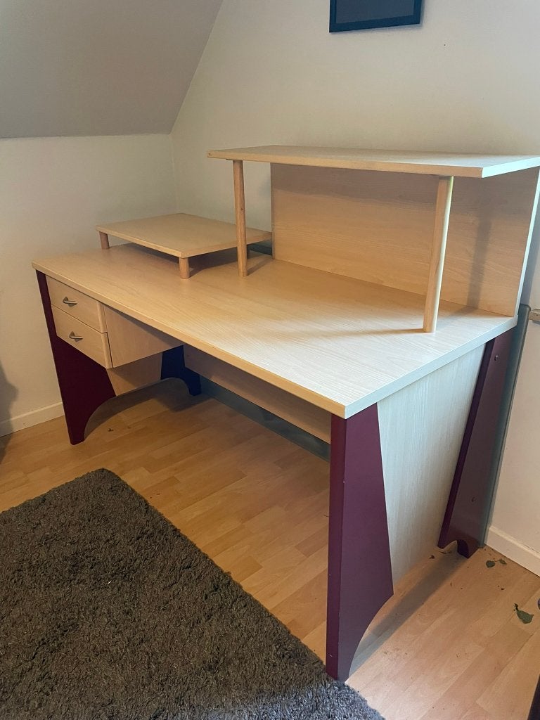 Bureau Emdeka — très bon état, Enfants & Bébés, Chambre d'enfant | Commodes & Armoires, Enlèvement, Comme neuf, 50 à 70 cm, 100 cm ou plus