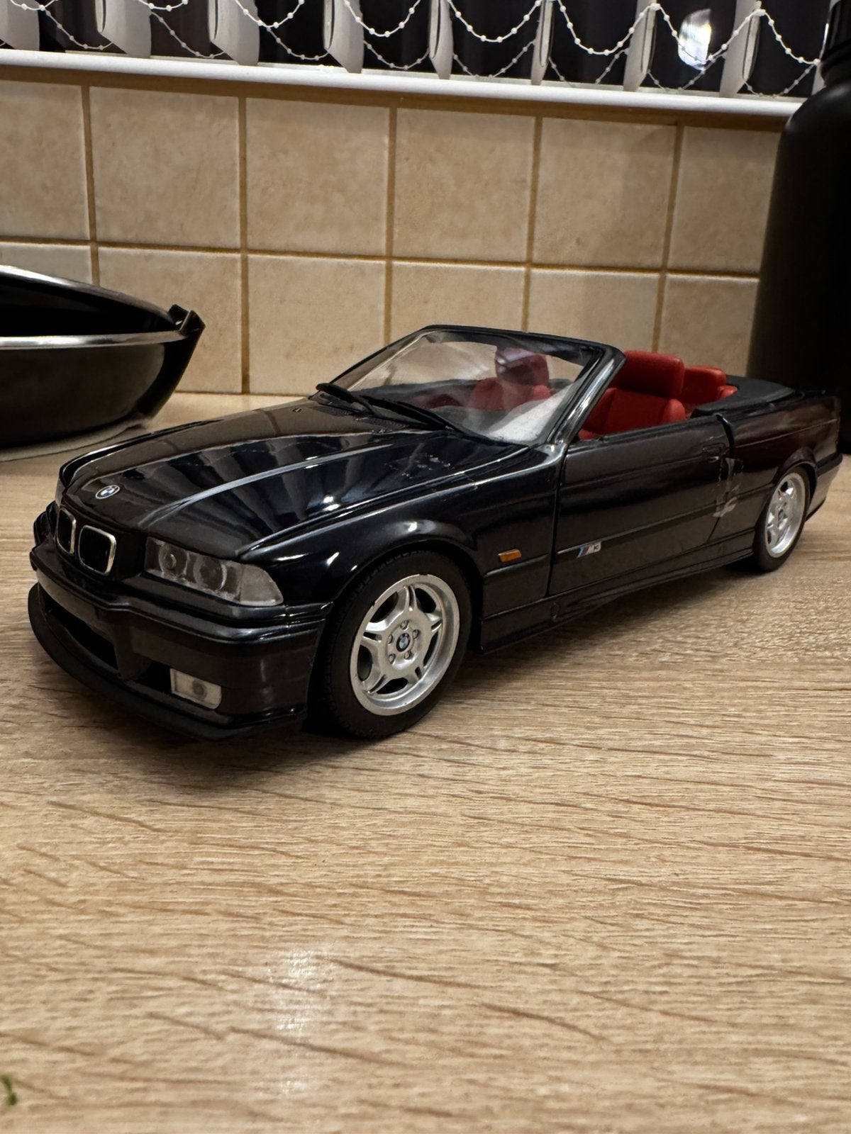 Bmw e36 cabrio m3 1:18, Enlèvement ou Envoi, Comme neuf, Voiture, OttOMobile