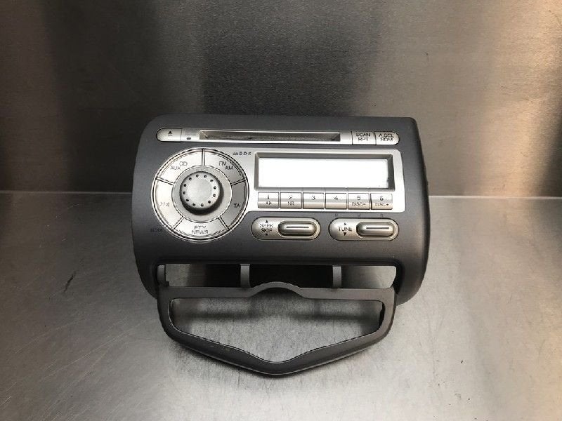RADIO Honda Jazz (GE) (01-2005/12-2015) (|39100SAAE310M1|), Auto-onderdelen, Overige Auto-onderdelen, Honda, Gebruikt