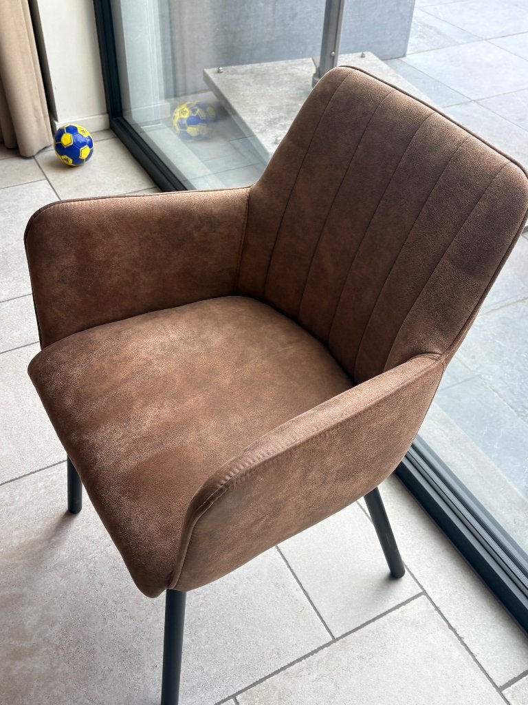 8 Prachtige Stoelen, Ophalen, Bruin, Zo goed als nieuw, Vijf, Zes of meer stoelen